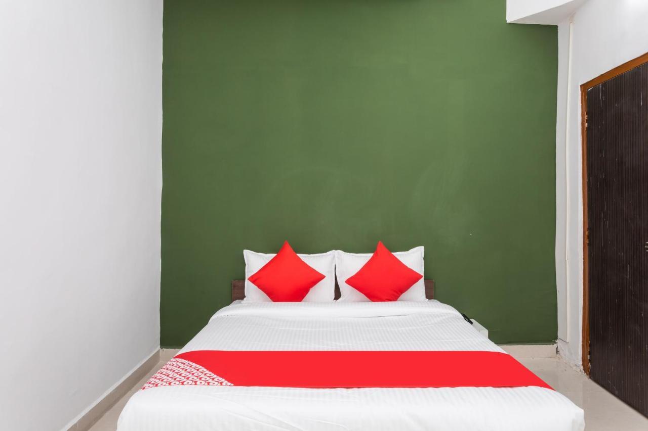 Oyo Hotel Convivial Paradise Shamsgarh Екстер'єр фото